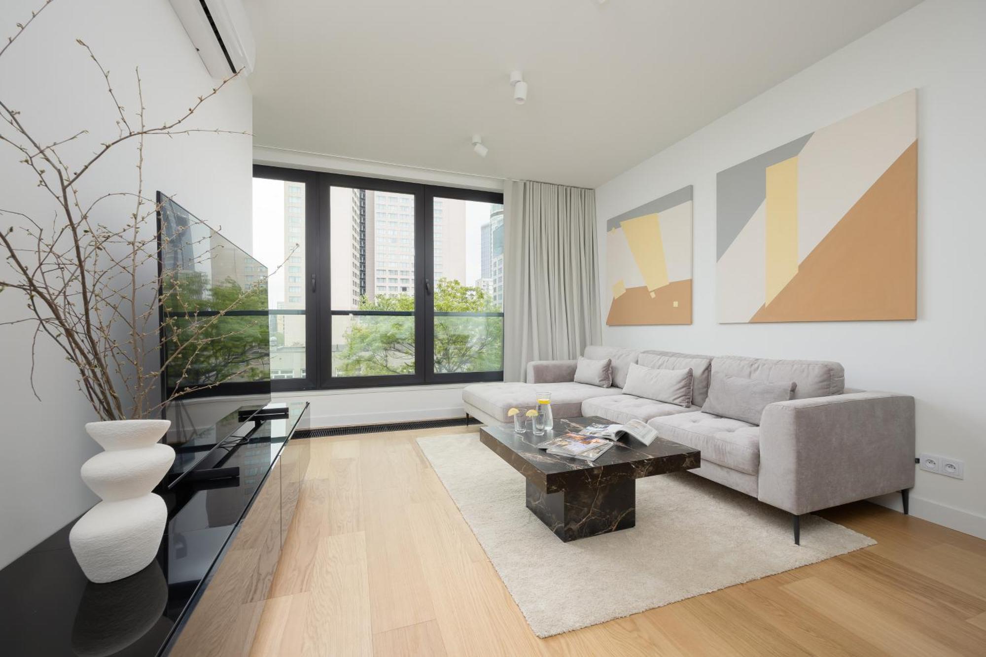 Luxurious And Modern In Center With Parking By Renters Prestige Butas *