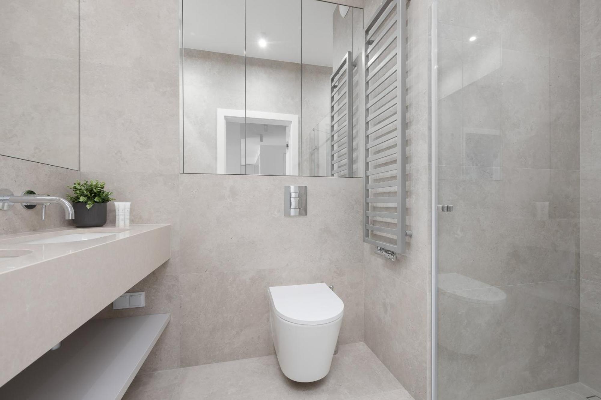 Luxurious And Modern In Center With Parking By Renters Prestige Butas Warsaw