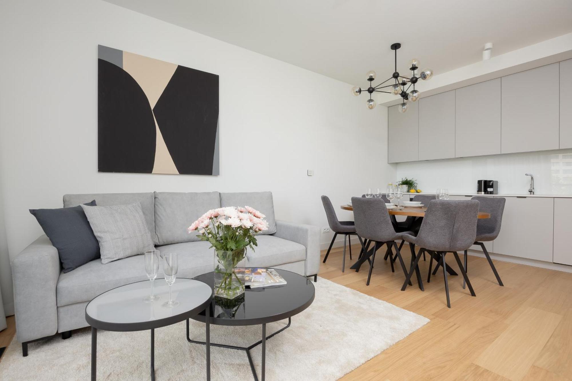 Luxurious And Modern In Center With Parking By Renters Prestige Warszawa